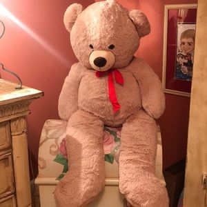 Giant Teddy bear